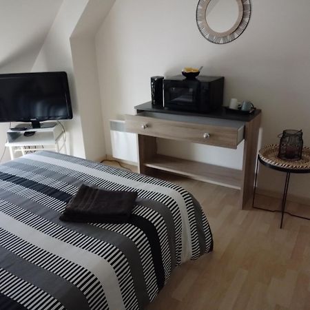 Chambre Carentan Les Marais Aux Calme Tres Reposant Saint-Hilaire-Petitville Eksteriør billede
